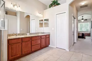 1430 Beaconsfield Dr, Wesley Chapel, FL 33543 - Photo 38