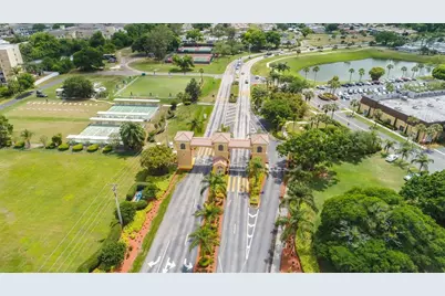 964 Pembroke Point Way, Sun City Center, FL 33573 - Photo 40