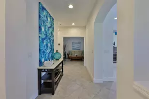 964 Pembroke Point Way, Sun City Center, FL 33573 - Photo 4