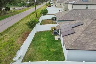 10248 Carloway Hills Dr, Wimauma, FL 33598 - Photo 32