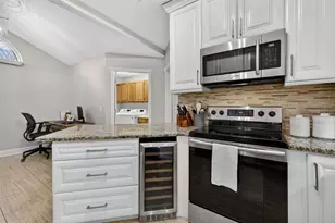 2880 La Concha Dr, Clearwater, FL 33762 - Photo 12