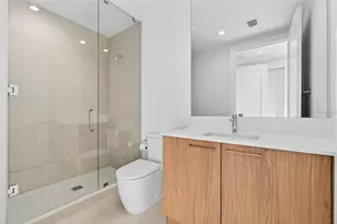 275 1st Ave S, Saint Petersburg, FL 33701 - Photo 28