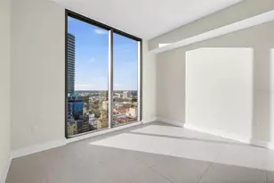 275 1st Ave S, Saint Petersburg, FL 33701 - Photo 30