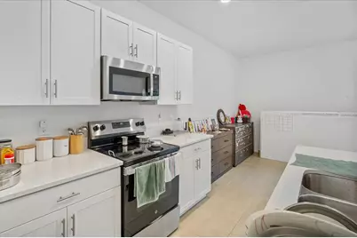 9052 Driven Snow Street, Sarasota, FL 34241 - Photo 4