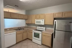 11310 Cayman Key Ave, Tampa, FL 33624 - Photo 6