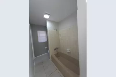 4204 E Okara Road, Tampa, FL 33617 - Photo 18