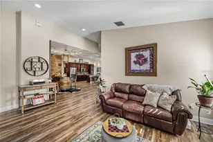 13302 Trailing Moss Dr, Dade City, FL 33525 - Photo 32