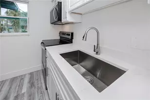 418 39th Ave N, Saint Petersburg, FL 33703 - Photo 10
