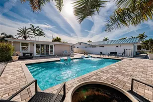 115 87th Ave N, Saint Petersburg, FL 33702 - Photo 2