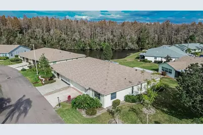 2001 Hartlebury Way #432, Sun City Center, FL 33573 - Photo 2