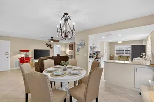 2001 Hartlebury Way, Sun City Center, FL 33573 - Photo 14