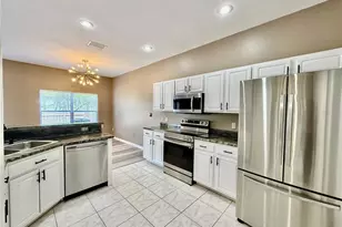 11020 Blaine Top Pl, Tampa, FL 33626 - Photo 4