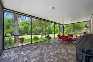 30543 Lanesborough Cir, Wesley Chapel, FL 33543 - Photo 18