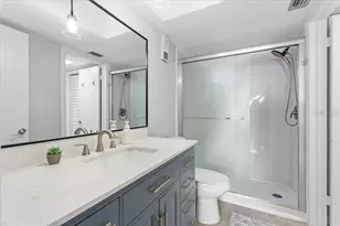 4900 Brittany Dr S, Saint Petersburg, FL 33715 - Photo 12
