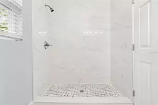 2725 E Columbus Dr, Tampa, FL 33605 - Photo 22