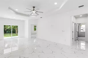 808 W Lowry Ln, Tampa, FL 33604 - Photo 24