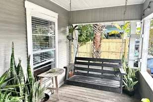 412 E Floribraska Ave, Tampa, FL 33603 - Photo 2