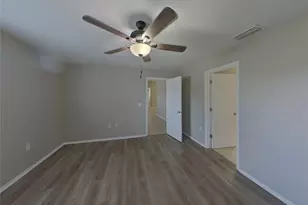 [Address not provided], Gibsonton, FL 33534 - Photo 4