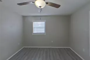[Address not provided], Gibsonton, FL 33534 - Photo 8