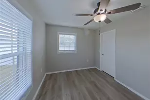 [Address not provided], Gibsonton, FL 33534 - Photo 10