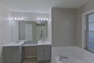 [Address not provided], Gibsonton, FL 33534 - Photo 6