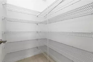 11517 Radiant Shore Loop, San Antonio, FL 33576 - Photo 10