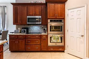 3620 Cordgrass Dr, Valrico, FL 33596 - Photo 10