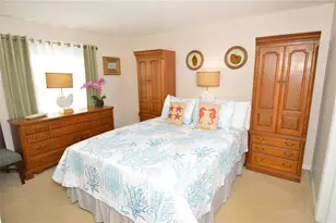 213 Sea Horse Dr SE, Saint Petersburg, FL 33705 - Photo 24