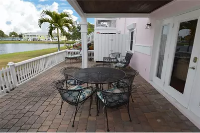 213 Seahorse Drive SE #B(Furnished), Saint Petersburg, FL 33705 - Photo 46