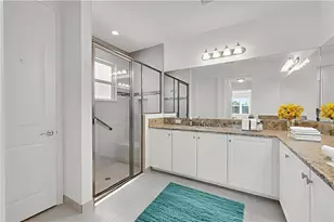 4911 Sienna Isles Ave, Wimauma, FL 33598 - Photo 16