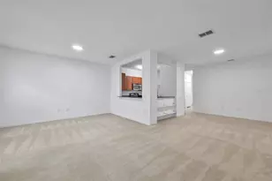 8206 Bally Money Rd, Tampa, FL 33610 - Photo 10