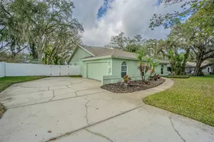 7708 Merrily Way, Lakeland, FL 33809 - Photo 2