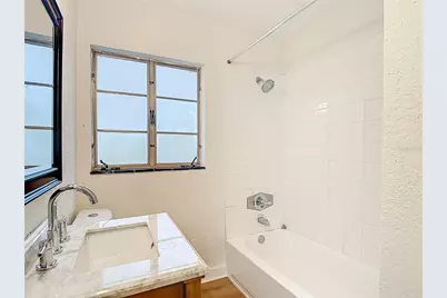 2210 E Idlewild Avenue, Tampa, FL 33610 - Photo 28