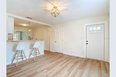 2210 E Idlewild Avenue, Tampa, FL 33610 - Photo 4