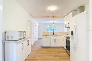 2210 E Idlewild Ave, Tampa, FL 33610 - Photo 14