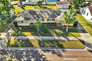1119 Drew St, Clearwater, FL 33755 - Photo 2