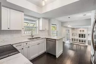 4505 Old Saybrook Ave, Tampa, FL 33624 - Photo 16