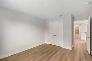 320 43rd Ave N, Saint Petersburg, FL 33703 - Photo 18