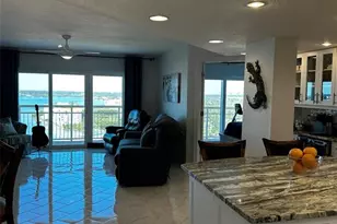 4900 Brittany Dr S, Saint Petersburg, FL 33715 - Photo 2