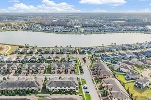 1919 Lake Waters Pl, Lutz, FL 33558 - Photo 34