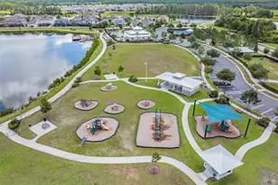 1919 Lake Waters Pl, Lutz, FL 33558 - Photo 38