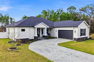 8001 Woodleaf Blvd, Wesley Chapel, FL 33544 - Photo 2