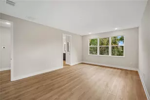 3310 W Rogers Ave, Tampa, FL 33611 - Photo 20