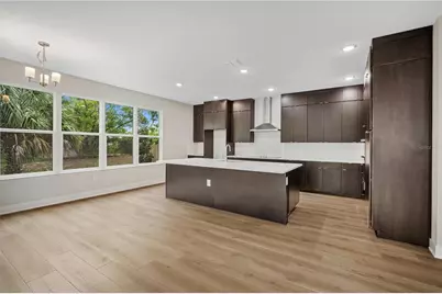 3310 W Rogers Avenue, Tampa, FL 33611 - Photo 6