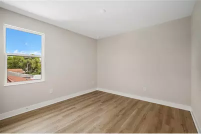 3310 W Rogers Avenue, Tampa, FL 33611 - Photo 32