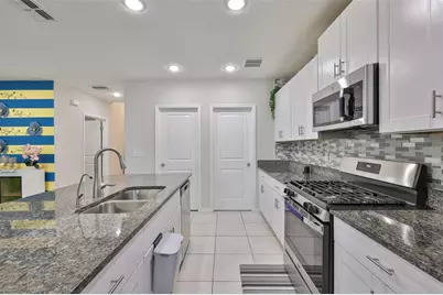 10335 Shady Preserve Drive, Riverview, FL 33578 - Photo 12
