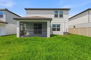 10431 Hidden Banks Gln, Parrish, FL 34219 - Photo 16