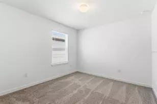 10423 Hidden Banks Gln, Parrish, FL 34219 - Photo 12