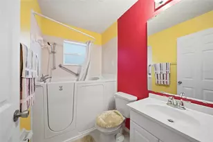 34067 Eiler Blvd, Ridge Manor Estates, FL 33597 - Photo 8