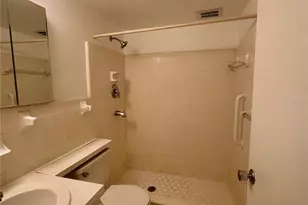 11201 80th Ave, Seminole, FL 33772 - Photo 22